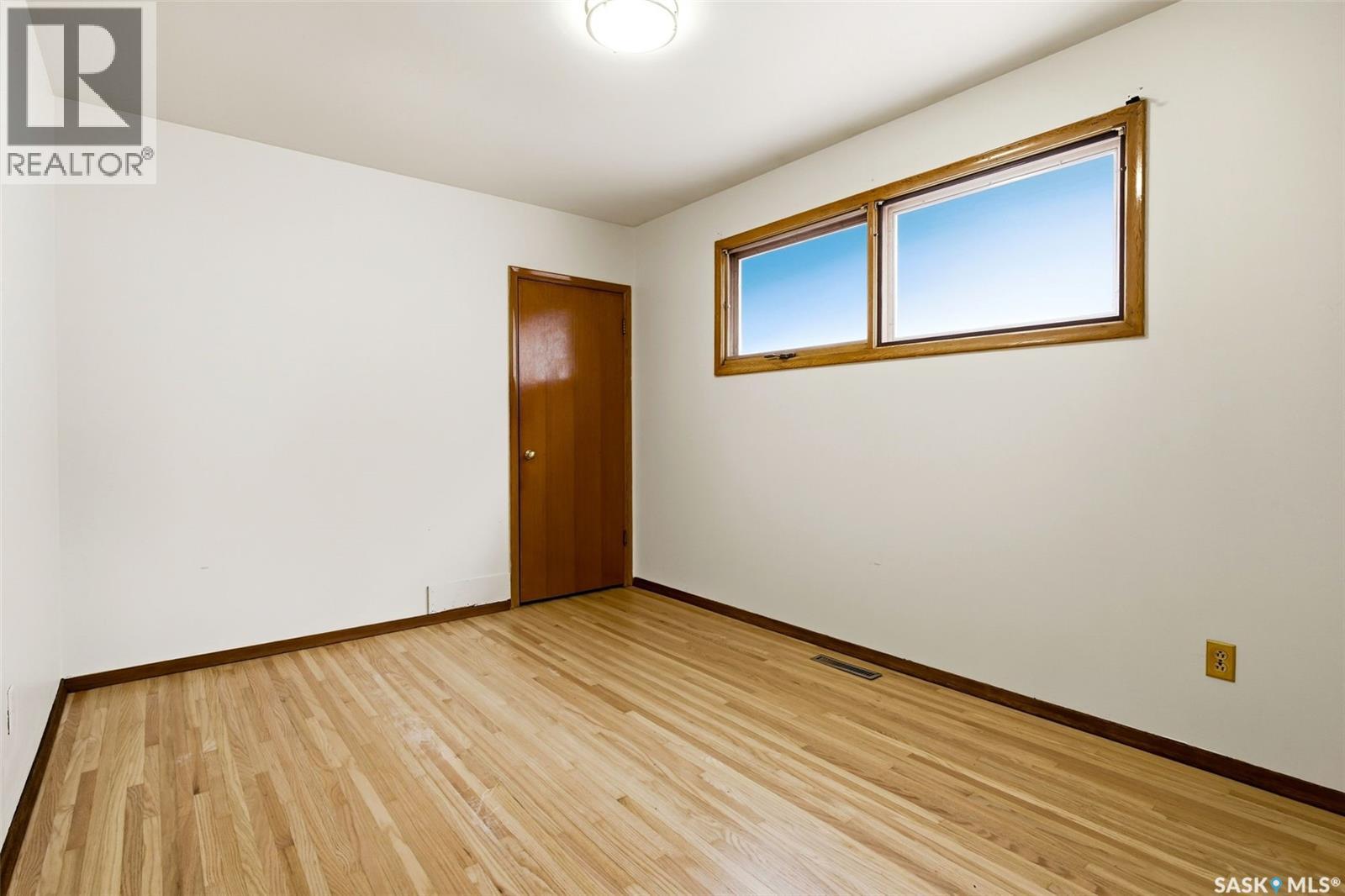 2145 Lindsay Street, Regina, Saskatchewan  S4N 3C1 - Photo 16 - SK032476