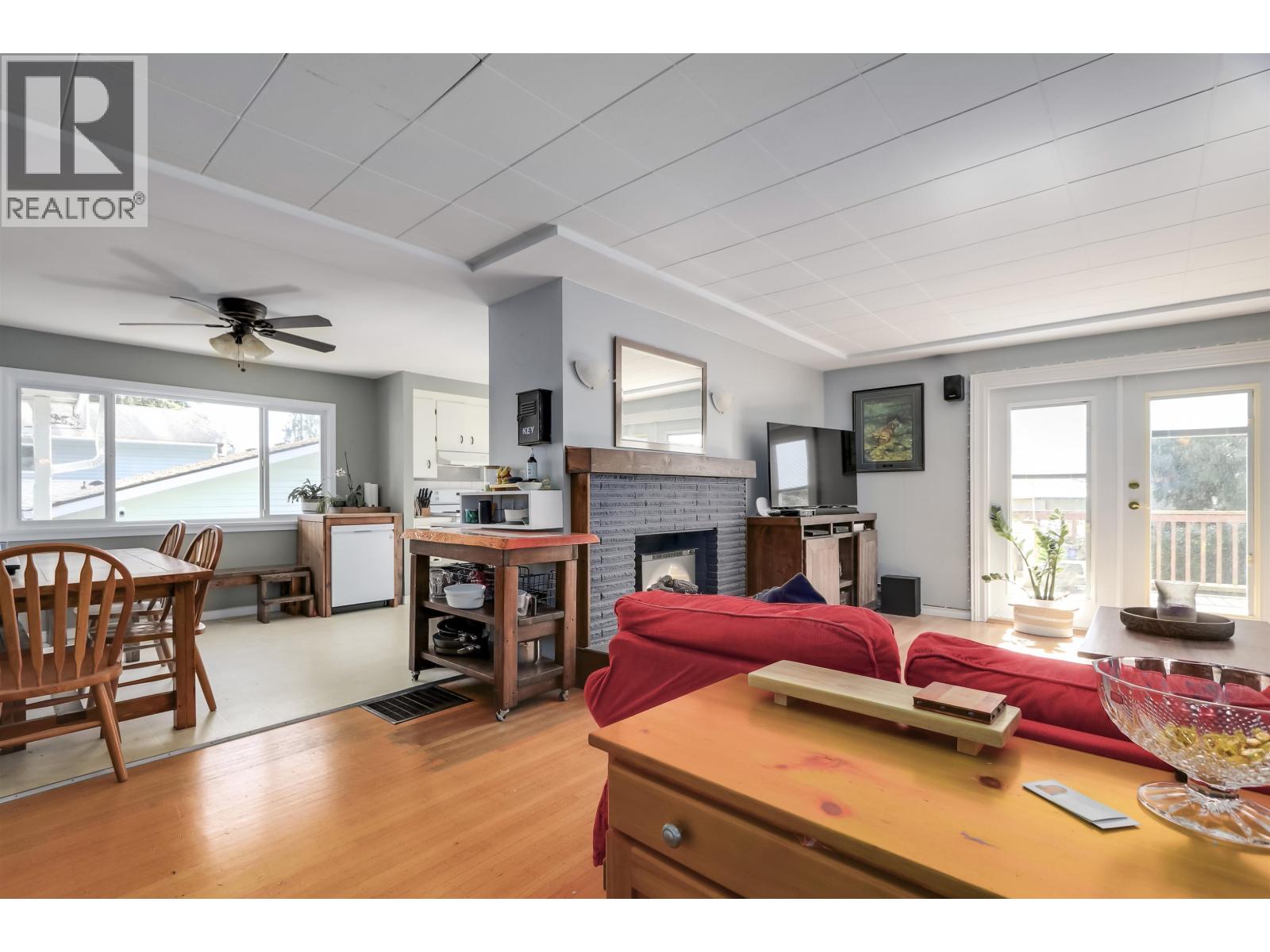 3530 Hastings Street, Port Coquitlam, British Columbia  V3B 4N4 - Photo 3 - R3109153