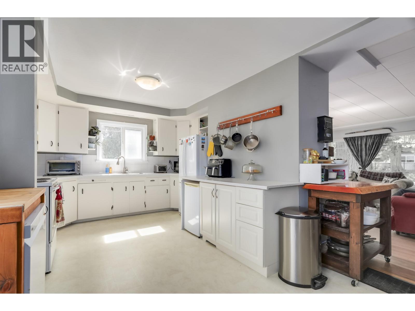 3530 Hastings Street, Port Coquitlam, British Columbia  V3B 4N4 - Photo 5 - R3109153