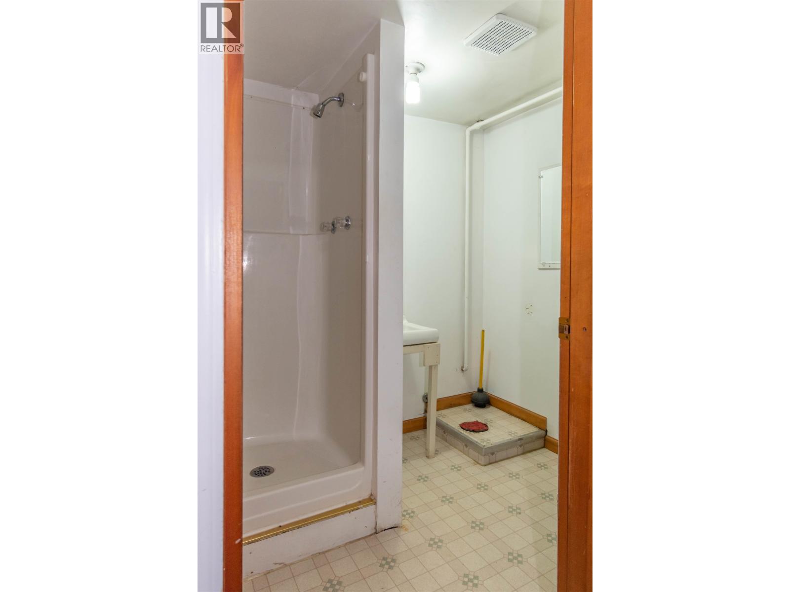 3883 3rd Avenue, Smithers, British Columbia  V0J 2N0 - Photo 20 - R3104629