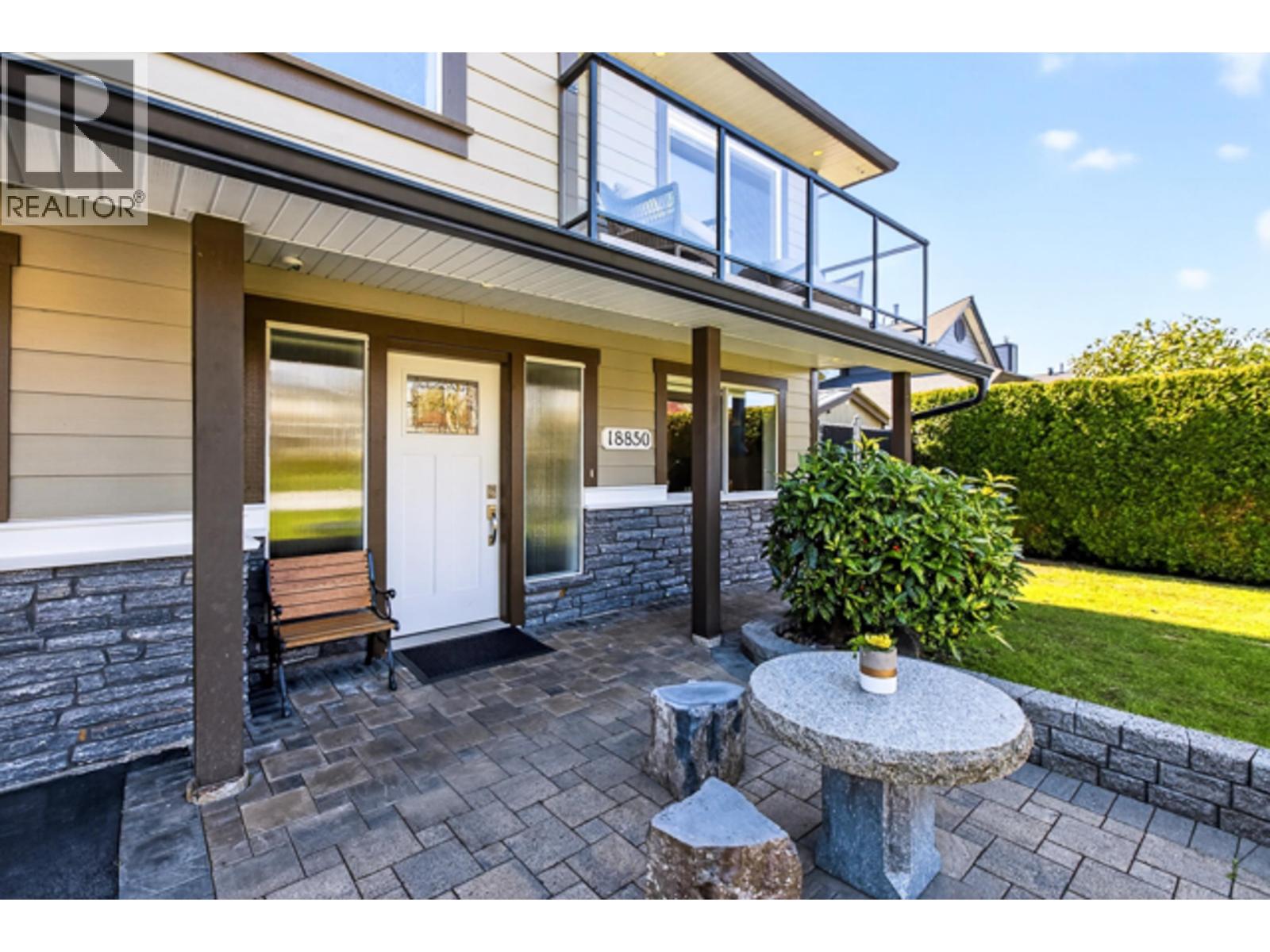 18850 119b Avenue, Pitt Meadows, British Columbia  V3Y 1W7 - Photo 3 - R3108592