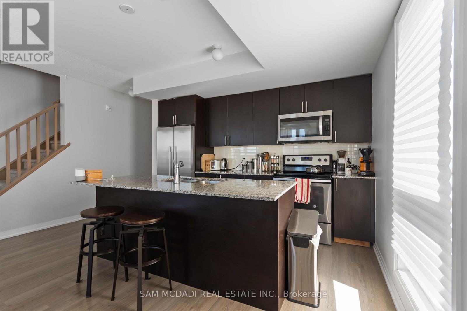 201 - 1208 Main Street E, Milton, Ontario  L9T 9K7 - Photo 7 - W12977418