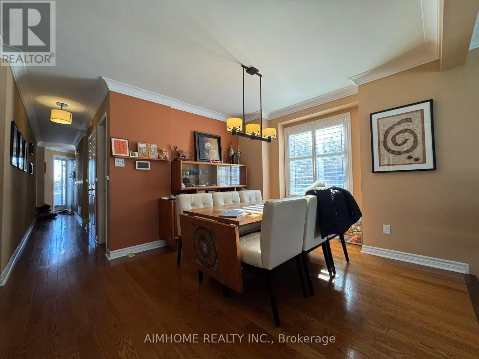 60 - 2205 South Millway, Mississauga, Ontario  L5L 3T2 - Photo 4 - W12977420