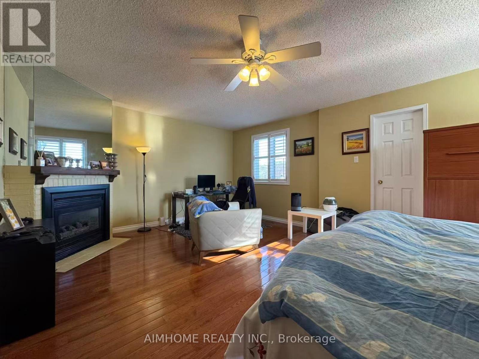 60 - 2205 South Millway, Mississauga, Ontario  L5L 3T2 - Photo 5 - W12977420