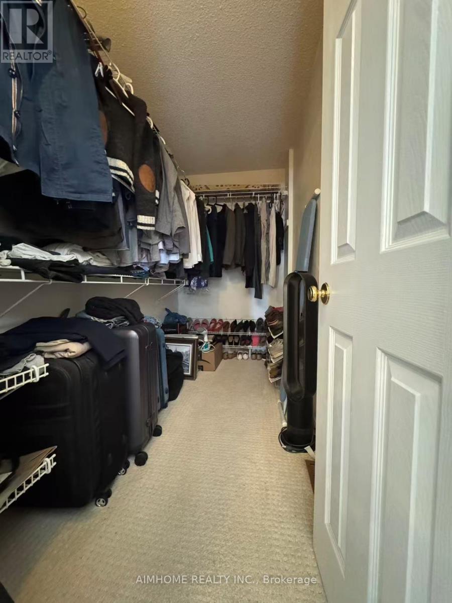 60 - 2205 South Millway, Mississauga, Ontario  L5L 3T2 - Photo 6 - W12977420