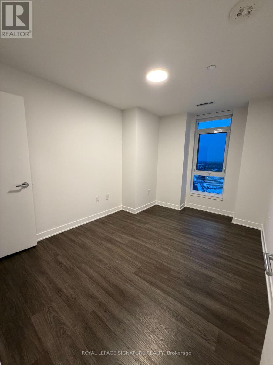 710 - 40 Lagerfeld Drive, Brampton, Ontario  L7A 5L5 - Photo 7 - W12977444