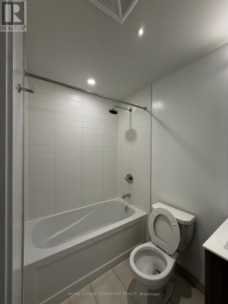 710 - 40 Lagerfeld Drive, Brampton, Ontario  L7A 5L5 - Photo 9 - W12977444