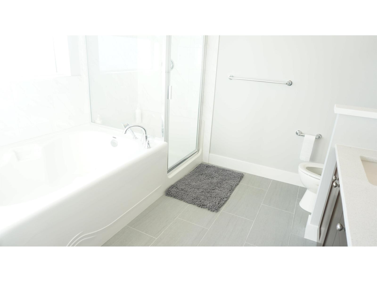 16988 77a Avenue, Surrey, British Columbia  V4N 6L2 - Photo 7 - R3108170