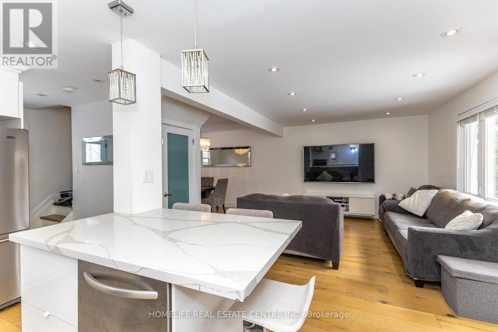 172 Calvington Drive, Toronto, Ontario  M3M 2M9 - Photo 22 - W12977494