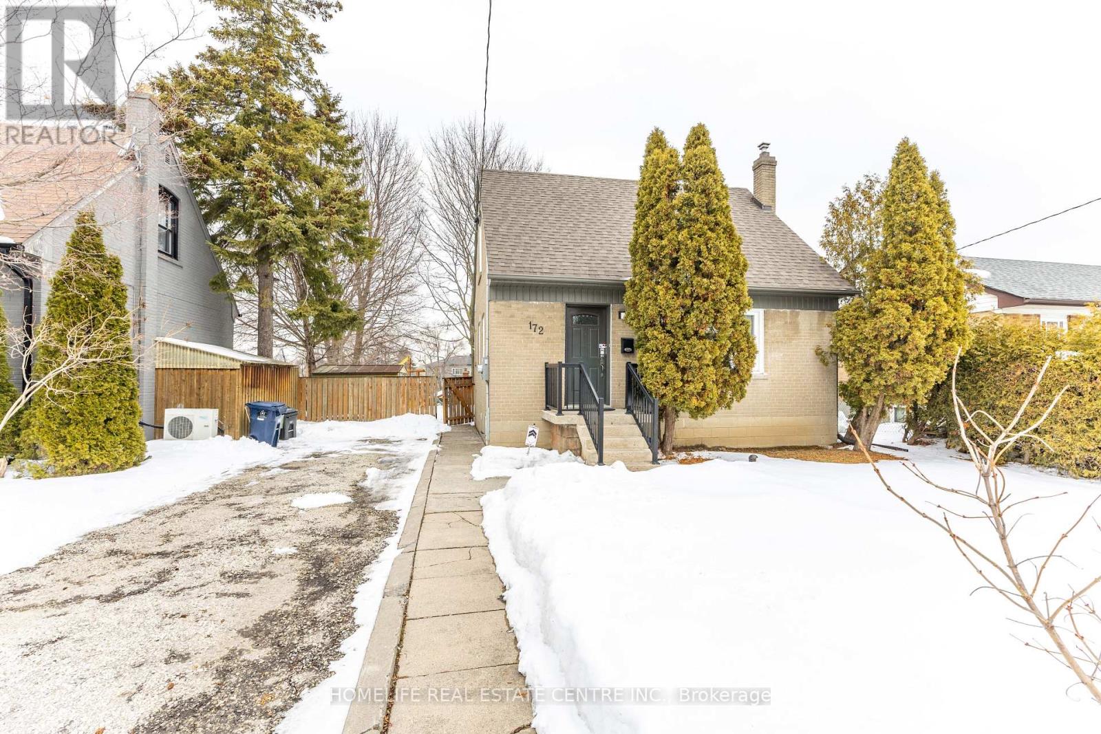 172 Calvington Drive, Toronto, Ontario  M3M 2M9 - Photo 4 - W12977494