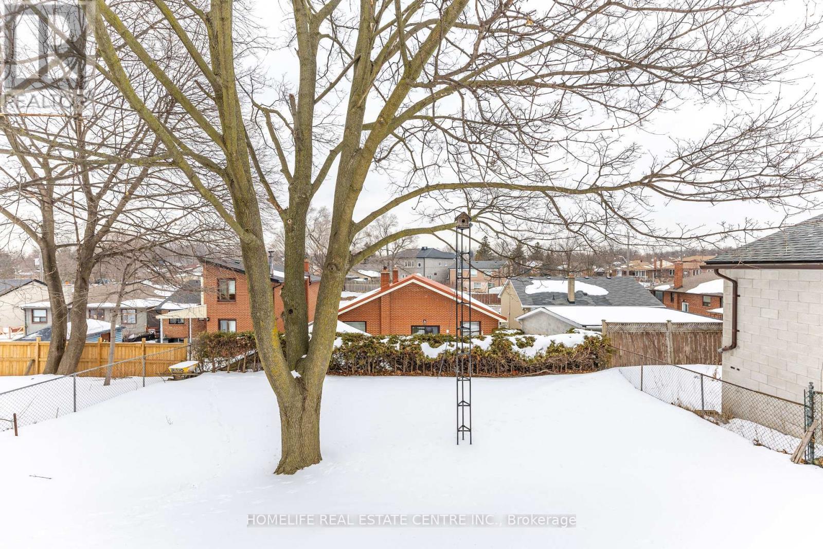 172 Calvington Drive, Toronto, Ontario  M3M 2M9 - Photo 42 - W12977494