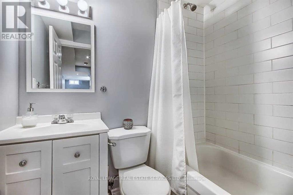 2423 Grand Oak Trail, Oakville, Ontario  L6M 0J4 - Photo 26 - W12977556