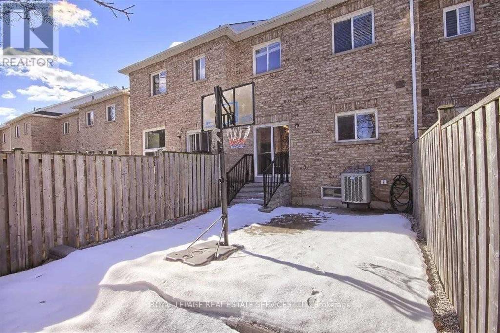 2423 Grand Oak Trail, Oakville, Ontario  L6M 0J4 - Photo 30 - W12977556