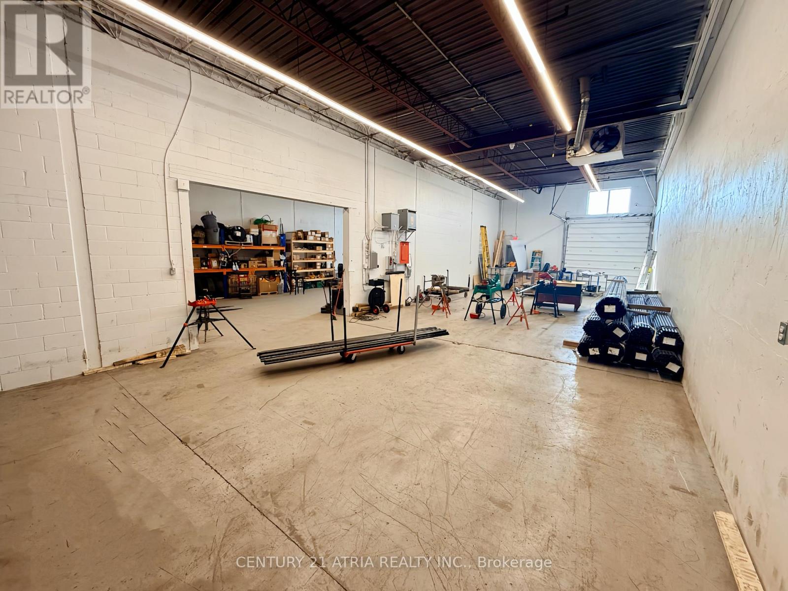 7-8 - 135 Ormont Drive, Toronto, Ontario  M9L 1N6 - Photo 5 - W12977614