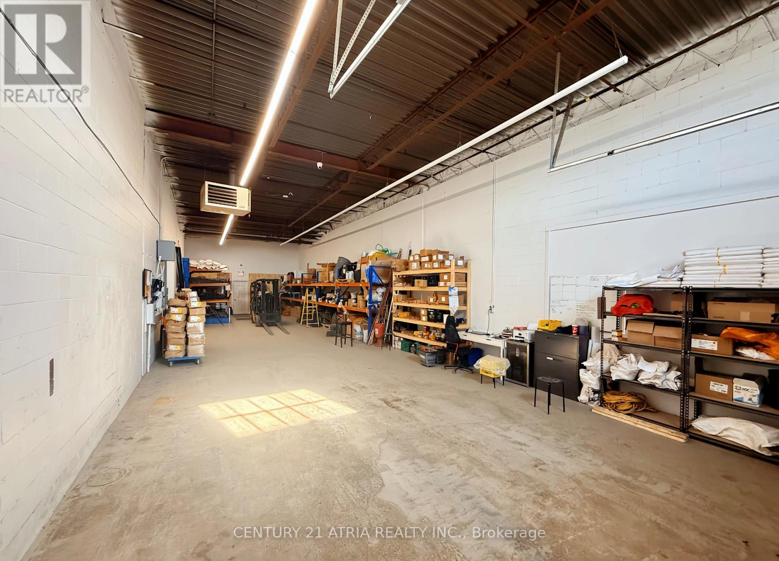 7-8 - 135 Ormont Drive, Toronto, Ontario  M9L 1N6 - Photo 6 - W12977614