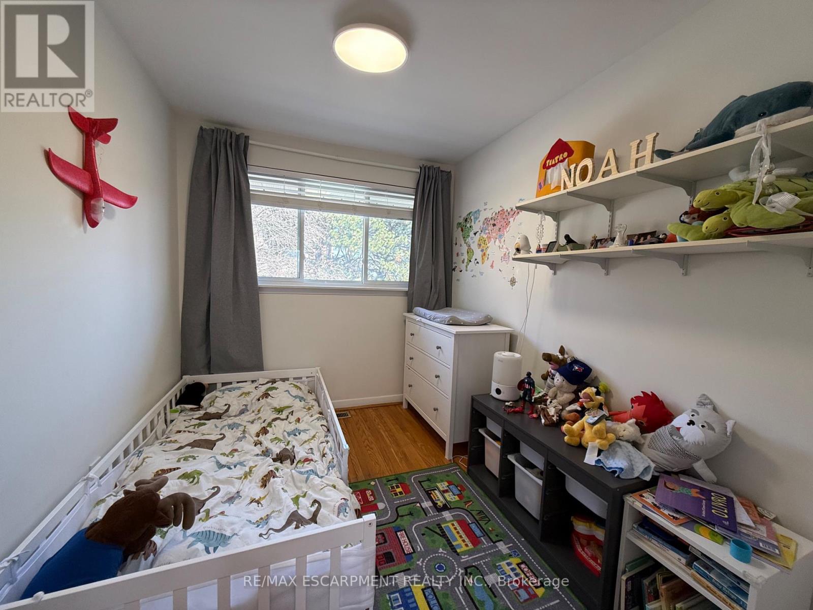 1349 Kelly Road, Mississauga, Ontario  L5J 3V1 - Photo 13 - W12977630