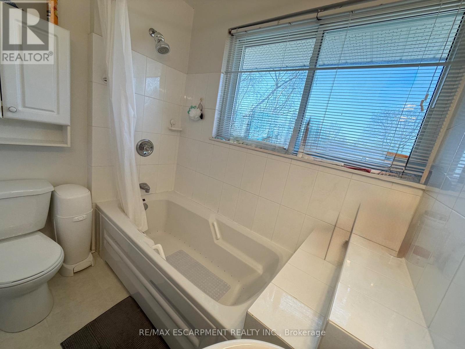 1349 Kelly Road, Mississauga, Ontario  L5J 3V1 - Photo 16 - W12977630