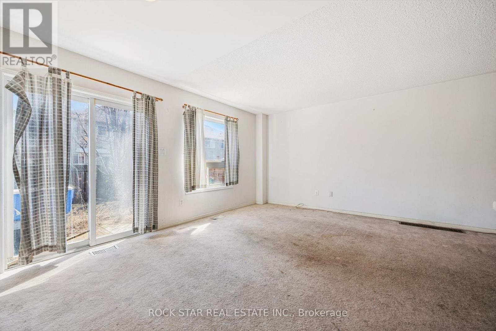 7334 Lowville Heights, Mississauga, Ontario  L5N 8L4 - Photo 10 - W12977700