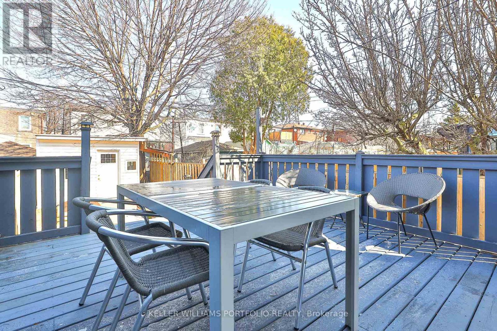 38 Rutland Street, Toronto, Ontario  M6N 1G1 - Photo 32 - W12977706