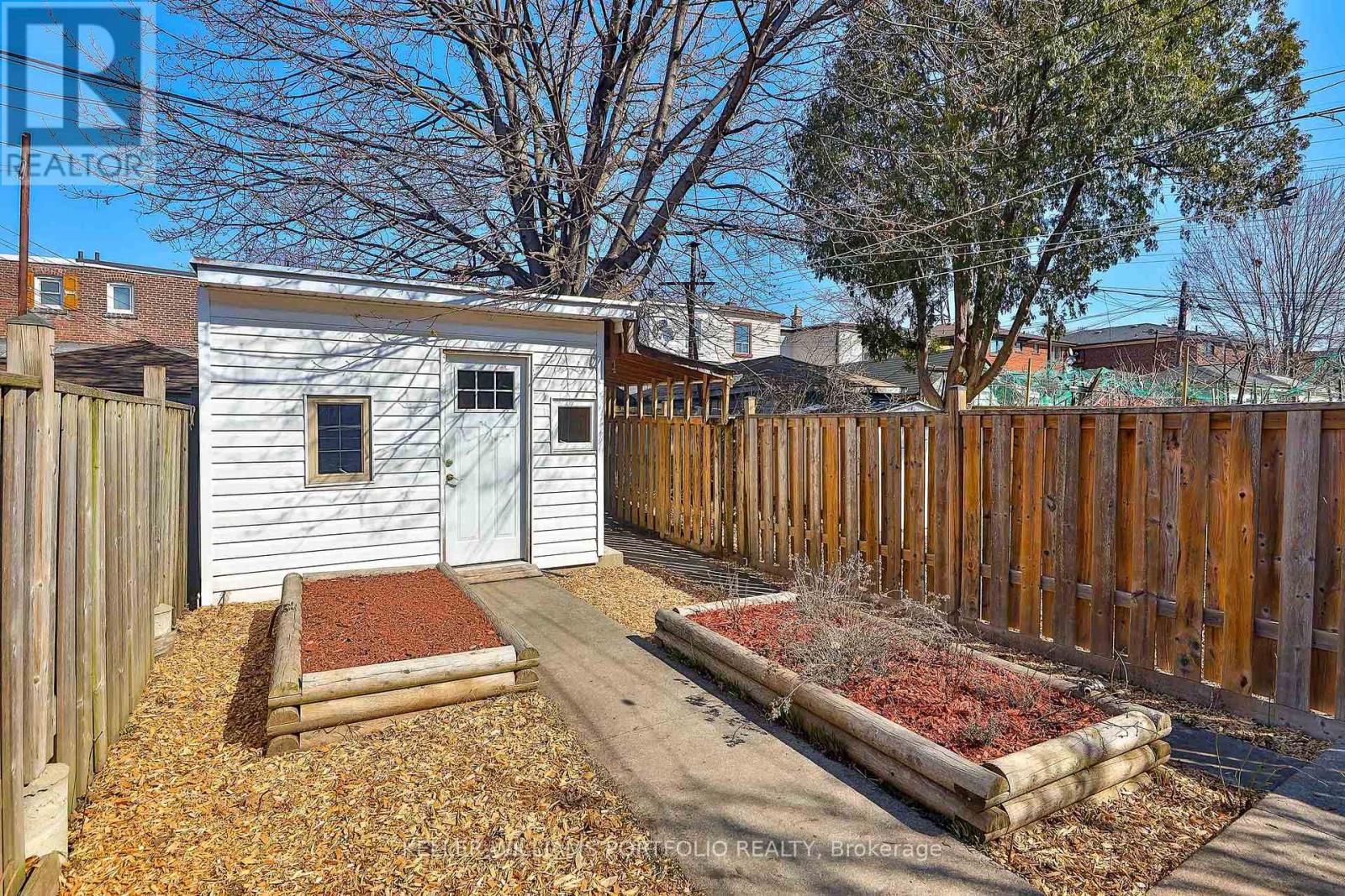 38 Rutland Street, Toronto, Ontario  M6N 1G1 - Photo 34 - W12977706