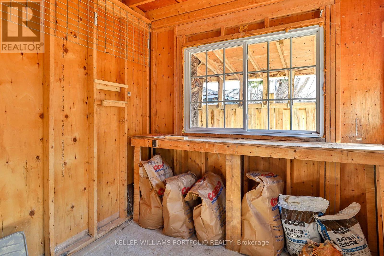 38 Rutland Street, Toronto, Ontario  M6N 1G1 - Photo 35 - W12977706