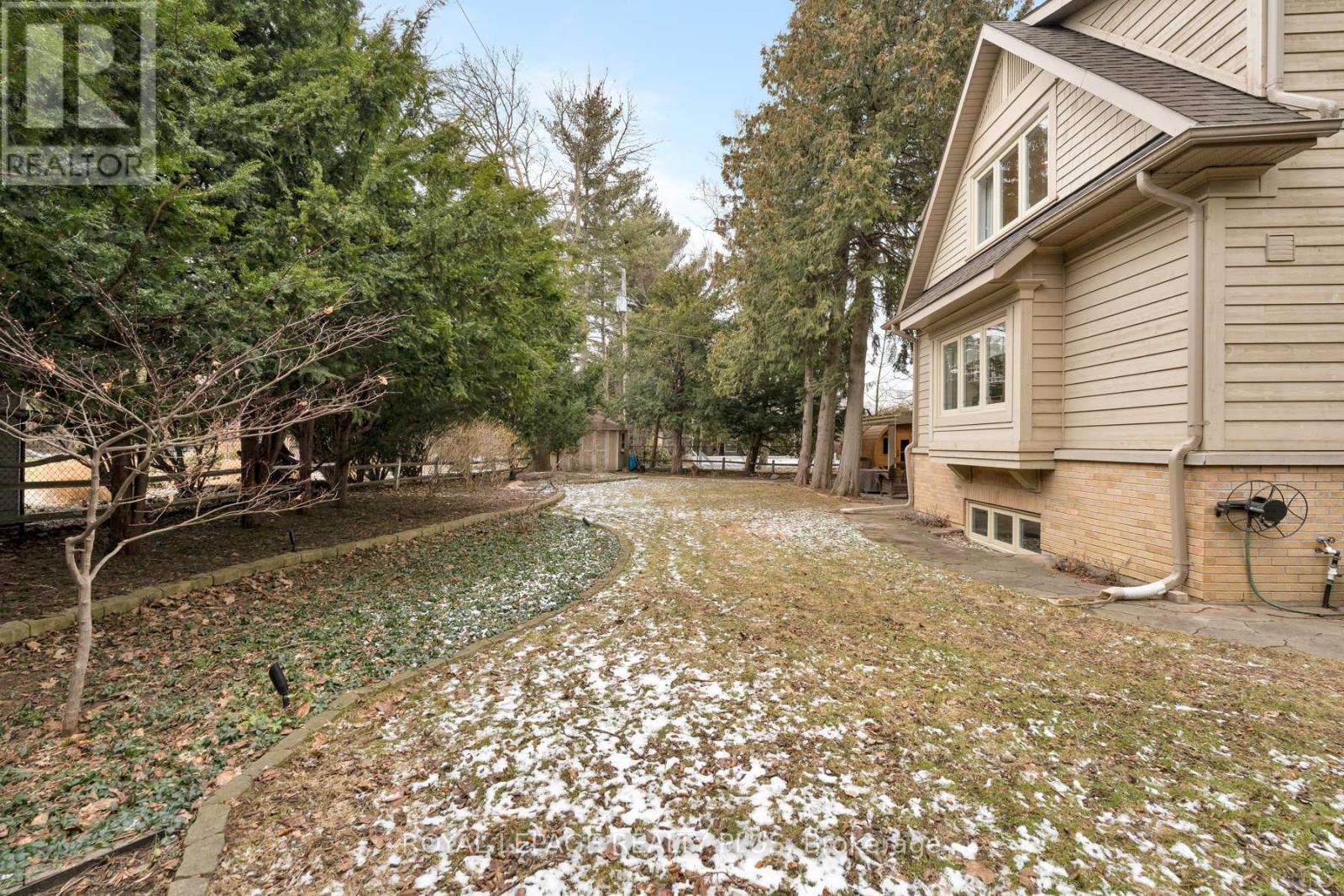 2184 Guthrie Lane, Mississauga, Ontario  L4Y 1W9 - Photo 46 - W12977720