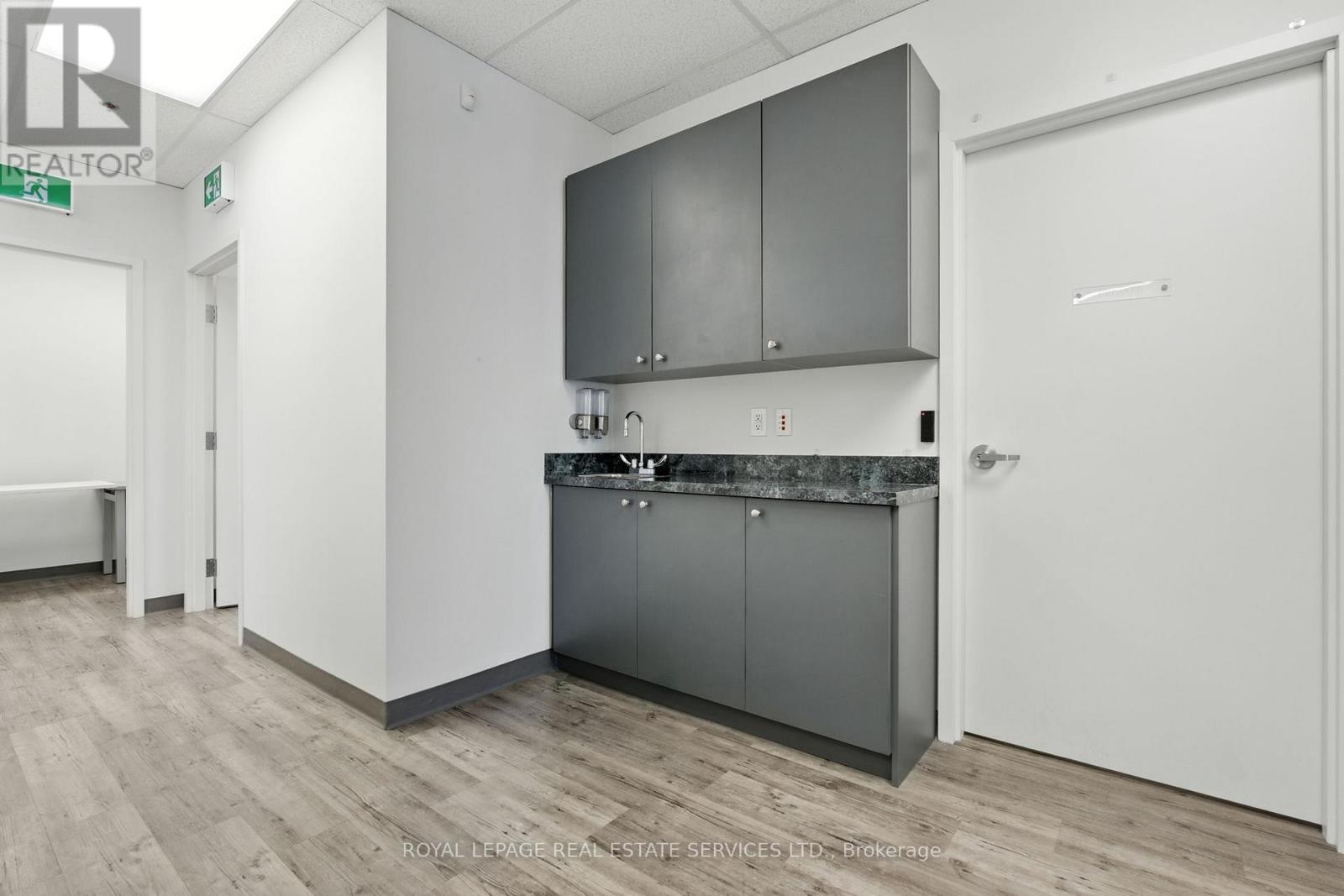 419 C - 3075 Hospital Gate, Oakville, Ontario  L6M 1M1 - Photo 17 - W12977734