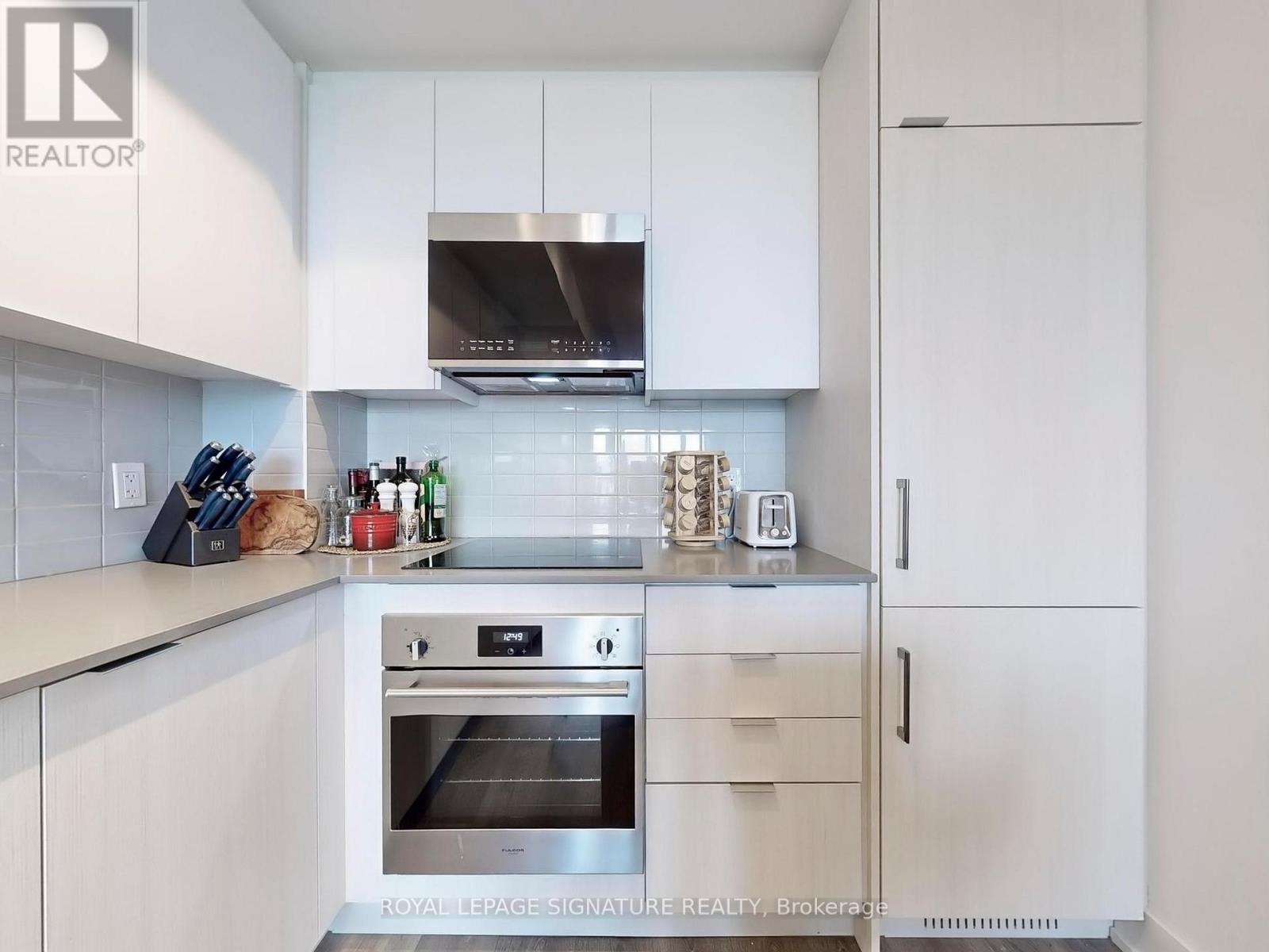 1015 - 2489 Taunton Road, Oakville, Ontario  L6H 3R9 - Photo 16 - W12977758