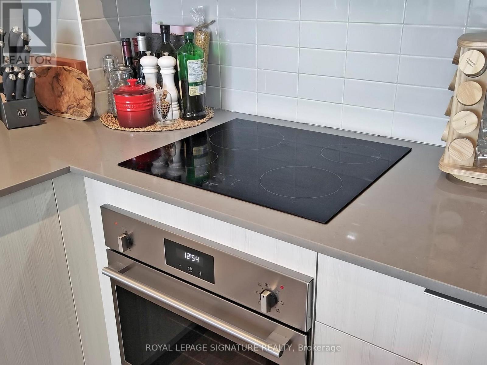 1015 - 2489 Taunton Road, Oakville, Ontario  L6H 3R9 - Photo 17 - W12977758