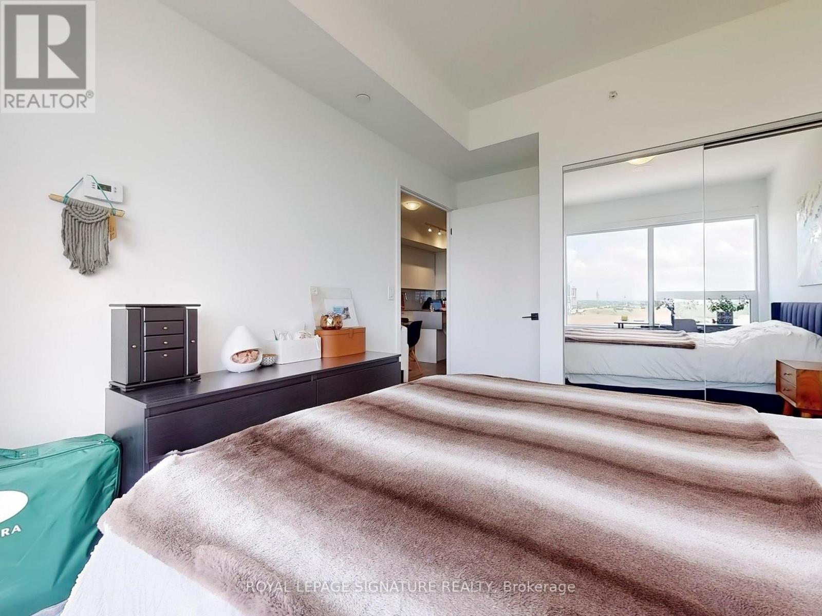 1015 - 2489 Taunton Road, Oakville, Ontario  L6H 3R9 - Photo 22 - W12977758