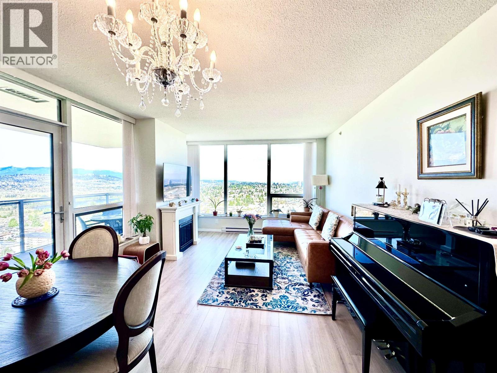 2806 6638 Dunblane Avenue, Burnaby, British Columbia V5H 0G8 - Photo 2 - R3108369