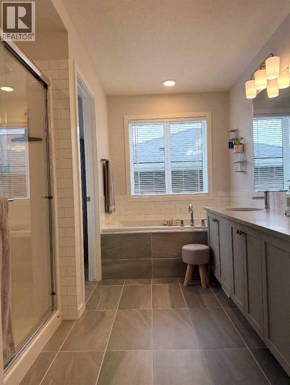 831 Bayview Terrace Sw, Airdrie, Alberta  T4B 4G2 - Photo 21 - A2295427