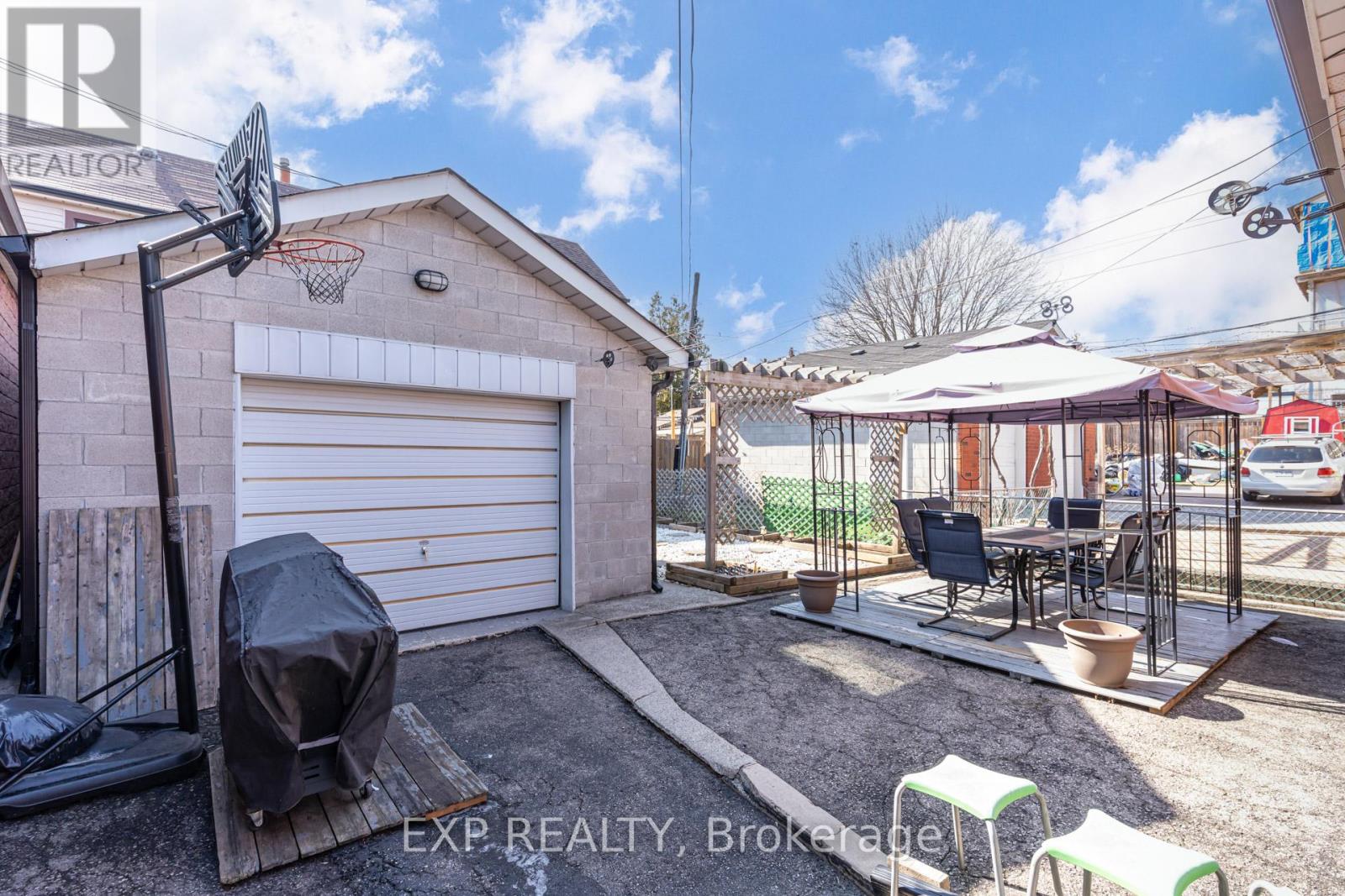 436 Oakwood Avenue, Toronto, Ontario  M6E 2W5 - Photo 27 - C12899296