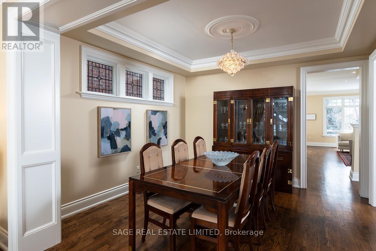 19 Carmichael Avenue, Toronto, Ontario  M5M 2W5 - Photo 10 - C12919920