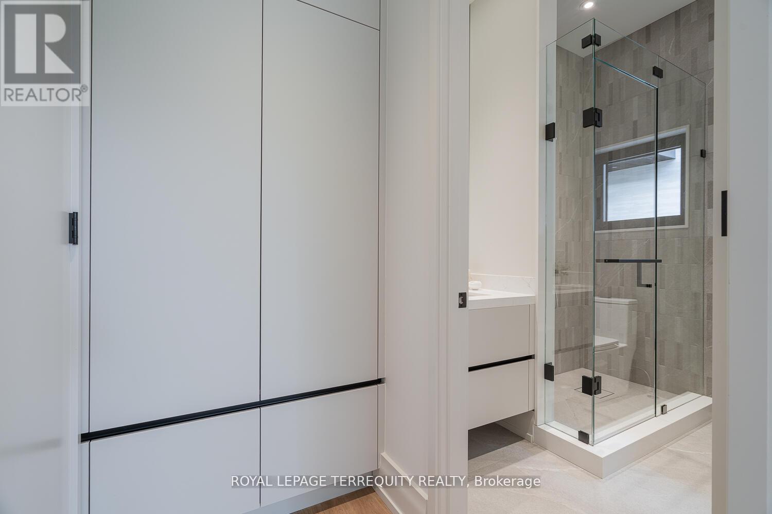 207 Newton Drive, Toronto, Ontario  M2M 2P2 - Photo 36 - C12975226