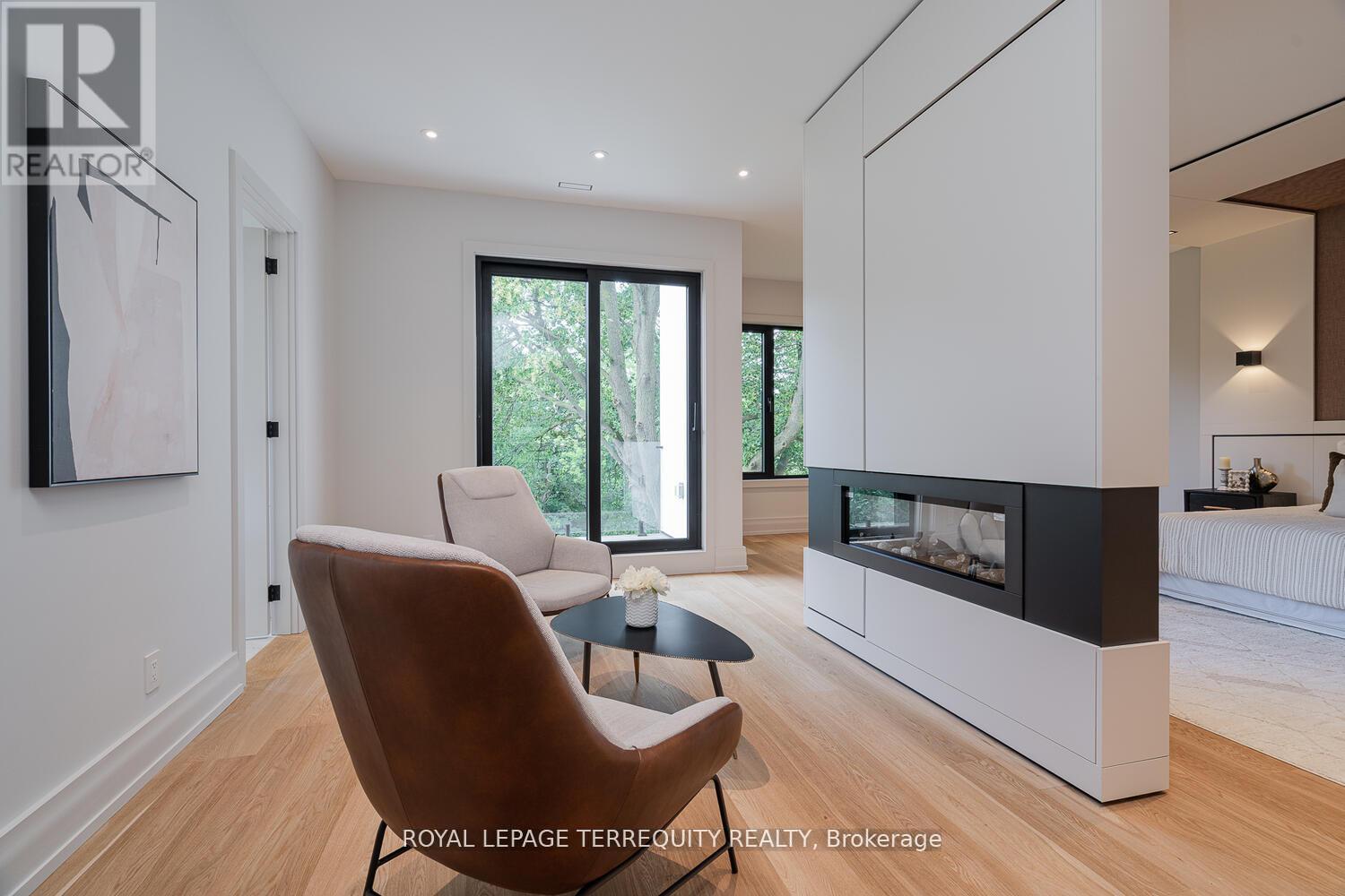 207 Newton Drive, Toronto, Ontario  M2M 2P2 - Photo 28 - C12975226