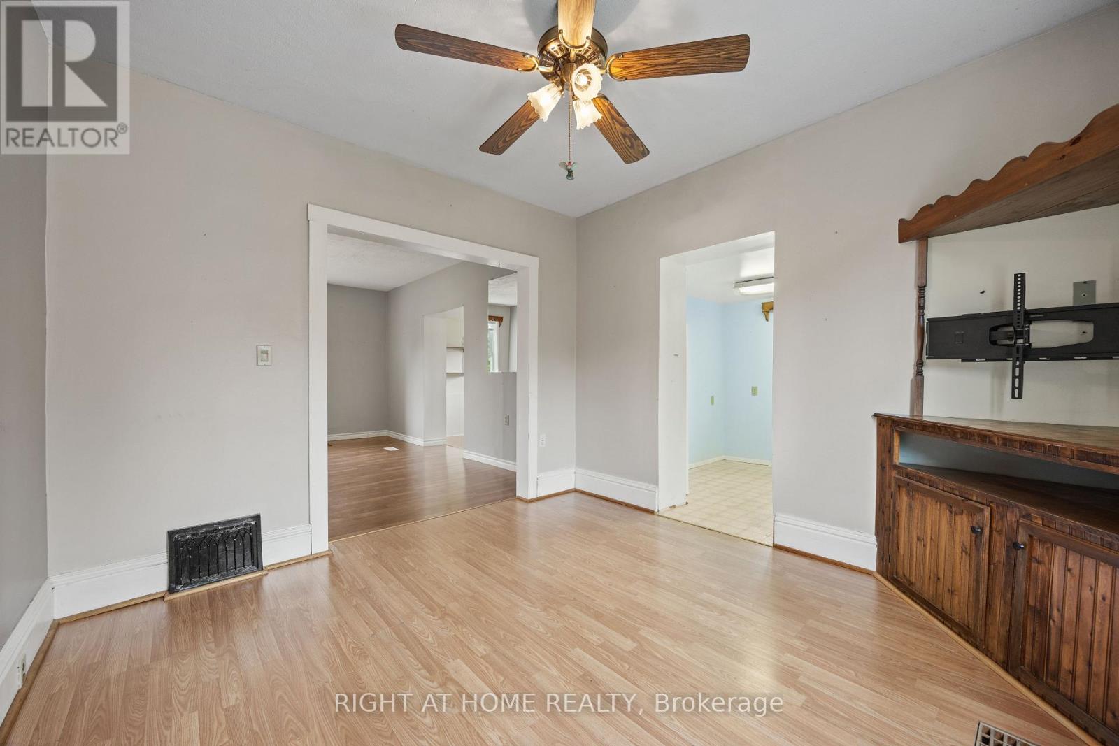 221 Samuelson Street, Cambridge, Ontario  N1R 1K9 - Photo 14 - X12977368