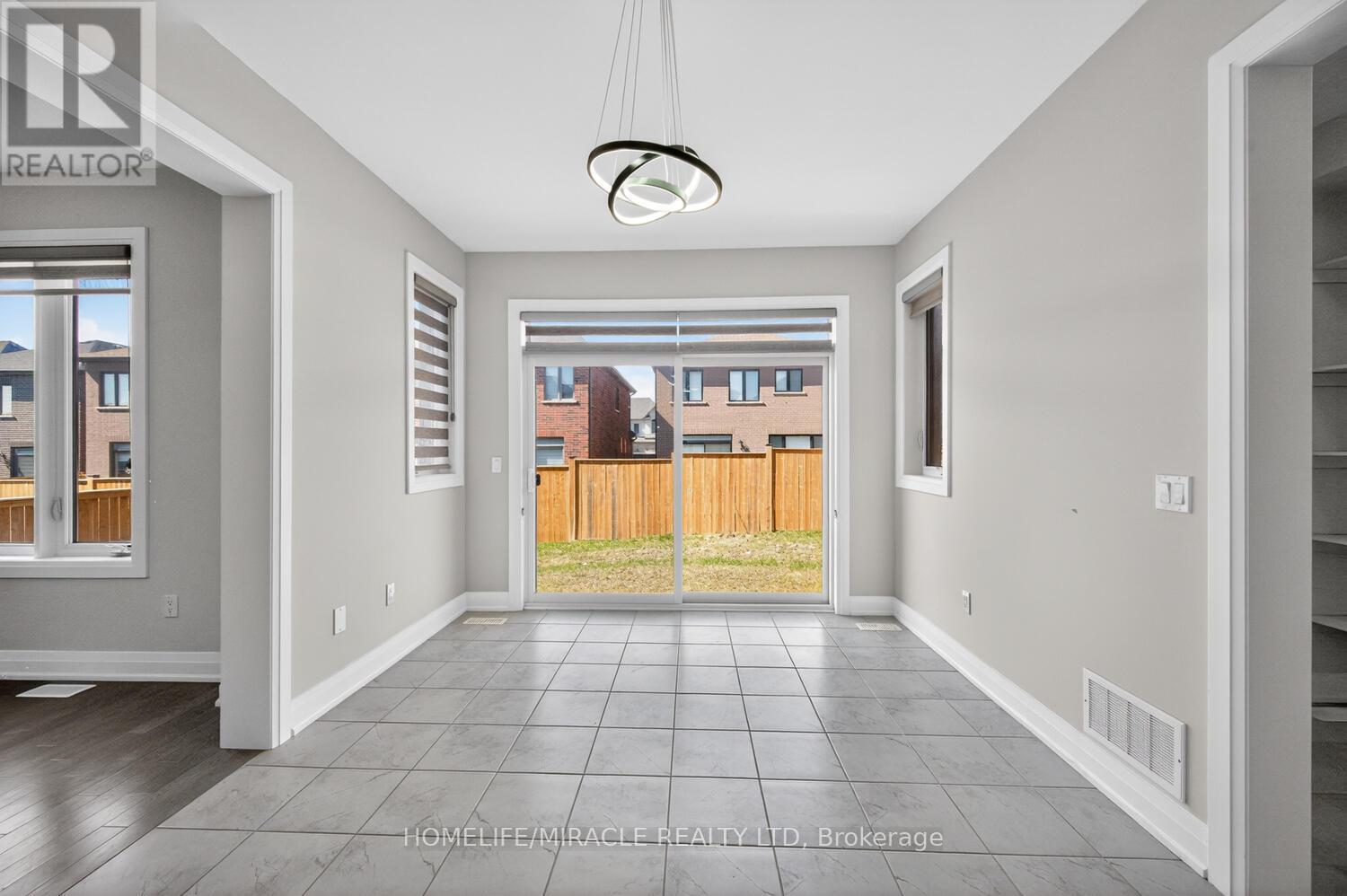 1032 Edinburgh Drive, Woodstock, Ontario  N4T 0M5 - Photo 21 - X12977416