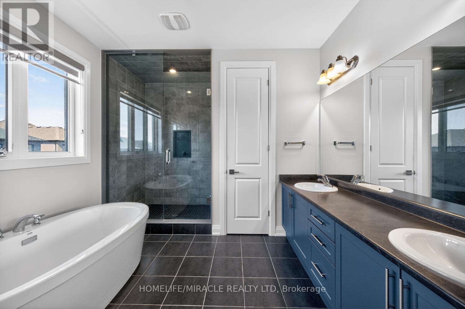 1032 Edinburgh Drive, Woodstock, Ontario  N4T 0M5 - Photo 30 - X12977416