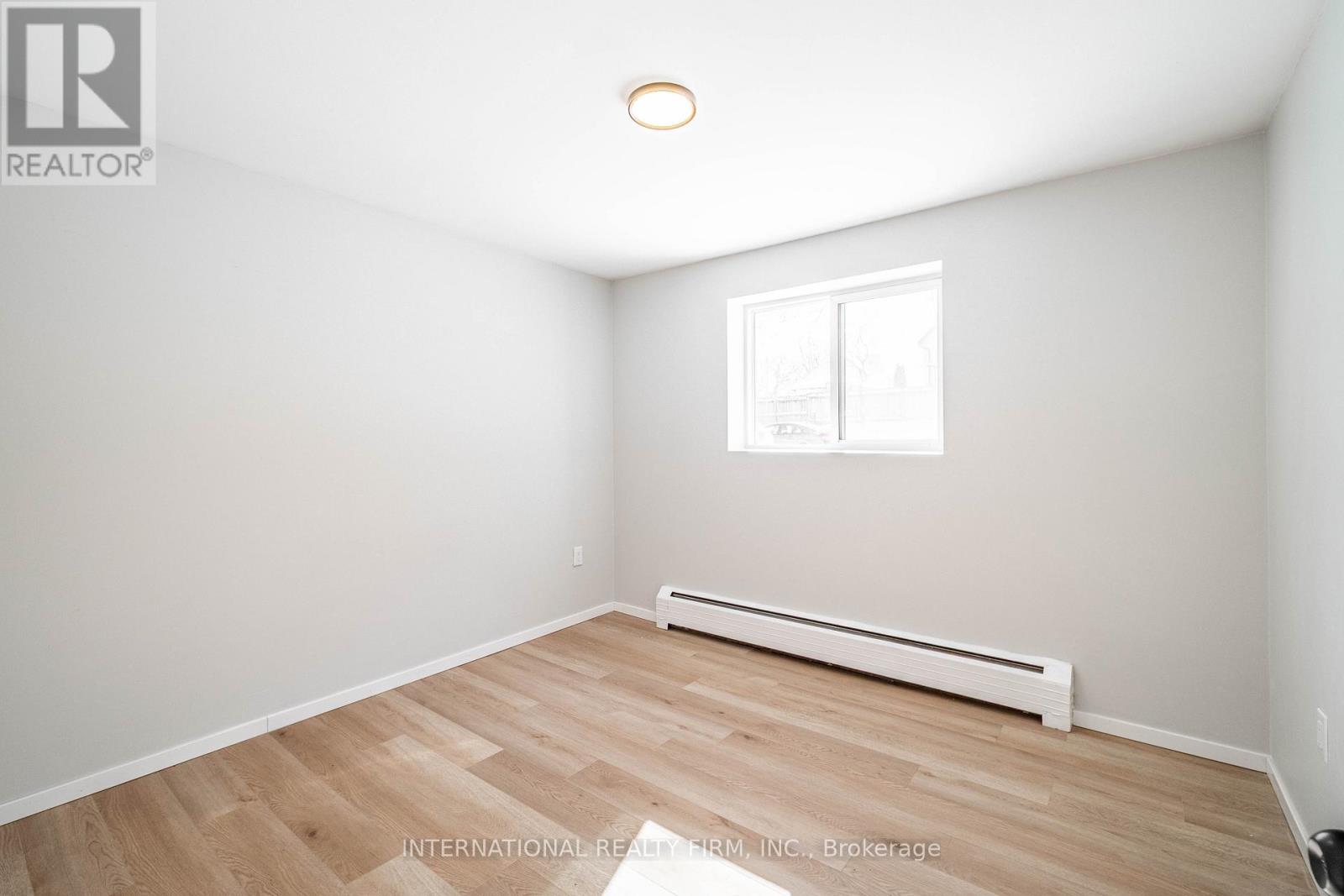 77 East Street E, St. Thomas, Ontario  N5P 2R4 - Photo 10 - X12977446