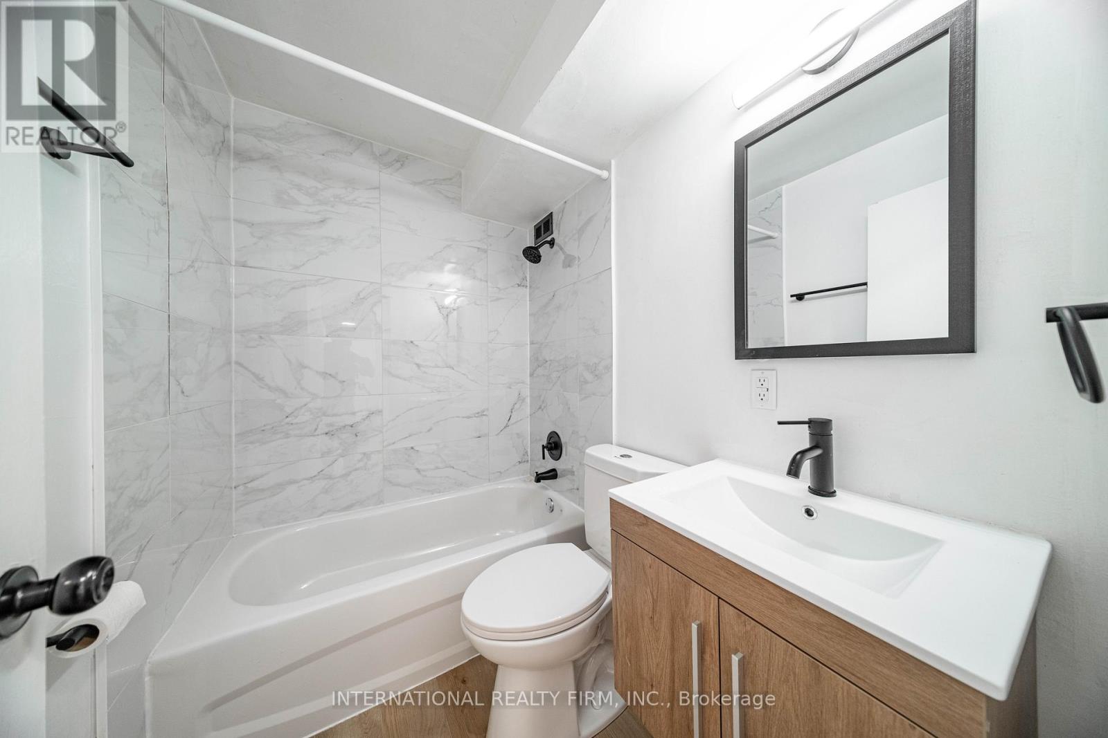 77 East Street E, St. Thomas, Ontario  N5P 2R4 - Photo 8 - X12977446