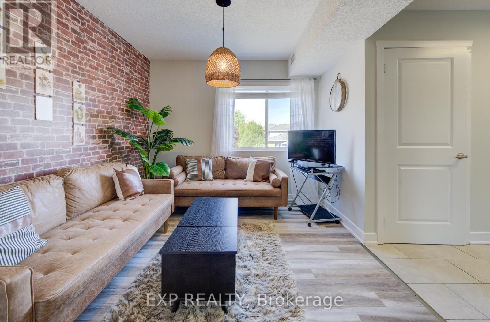 6a - 185 Windale Crescent, Kitchener, Ontario  N2E 0G3 - Photo 6 - X12977474