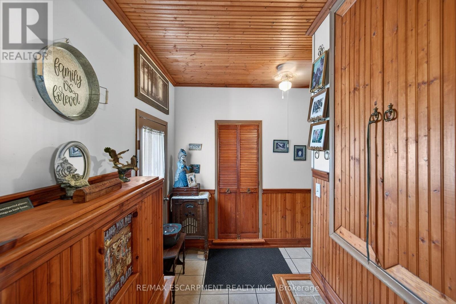 1057 Concession 4 Road, Haldimand, Ontario  N0A 1G0 - Photo 24 - X12977488