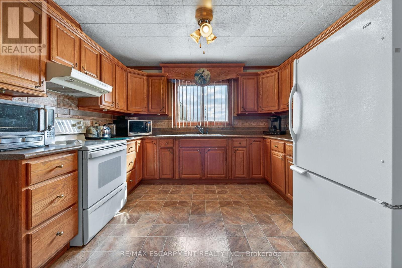 1057 Concession 4 Road, Haldimand, Ontario  N0A 1G0 - Photo 7 - X12977488