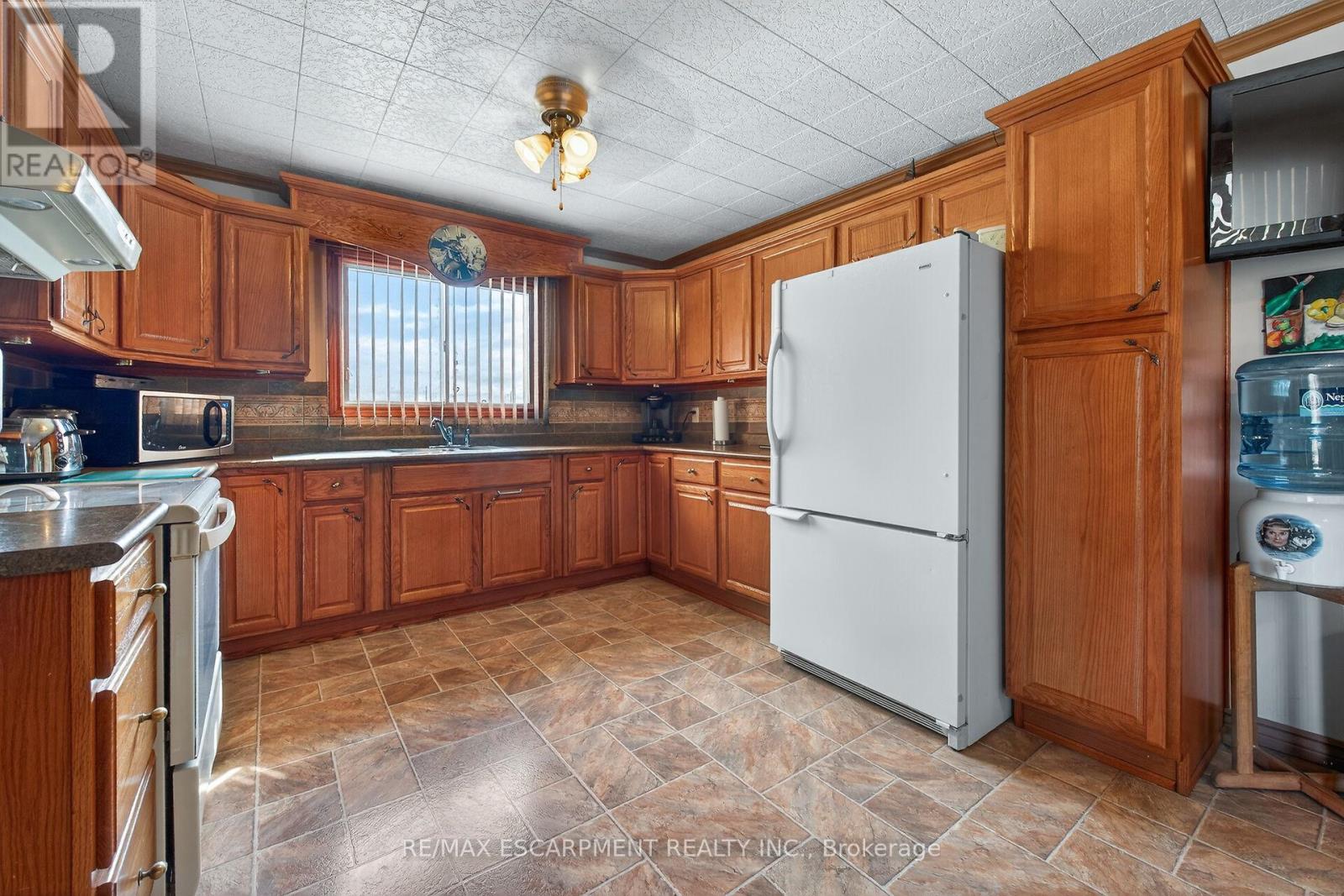 1057 Concession 4 Road, Haldimand, Ontario  N0A 1G0 - Photo 8 - X12977488