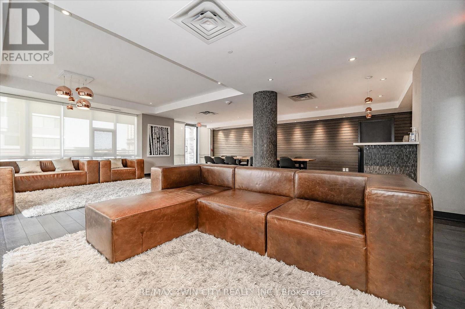 103 - 85 Duke Street W, Kitchener, Ontario  N2H 0B7 - Photo 26 - X12977496