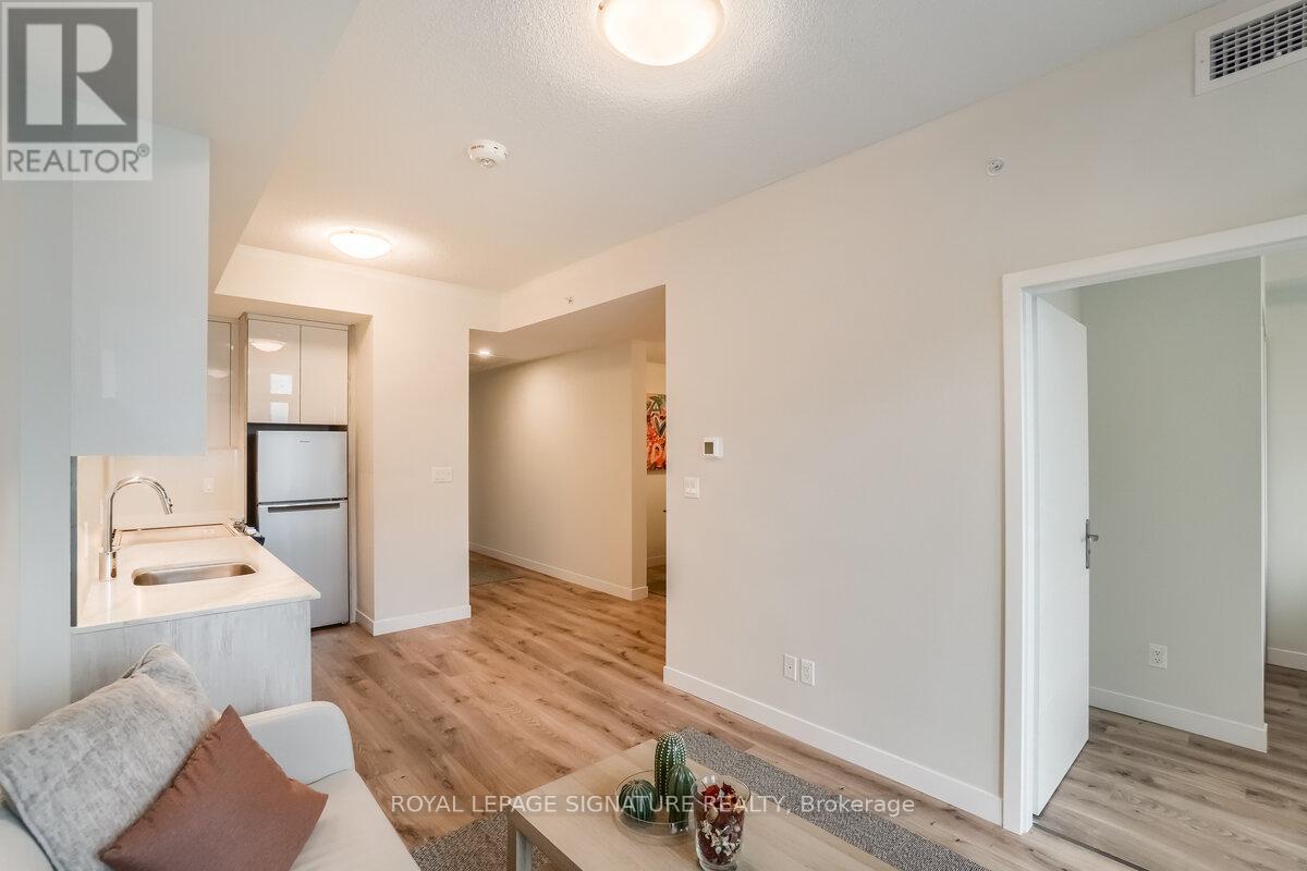 811 - 60 Frederick Street, Kitchener, Ontario  N2H 0C7 - Photo 15 - X12977534