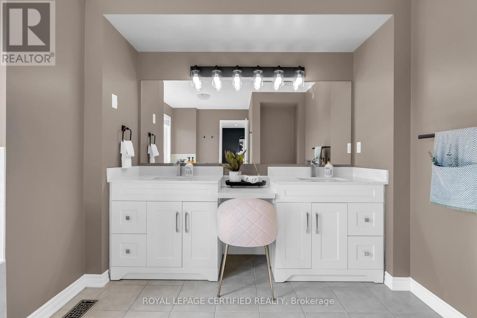 31 Peer Court, Hamilton, Ontario  L9K 0C5 - Photo 25 - X12977562