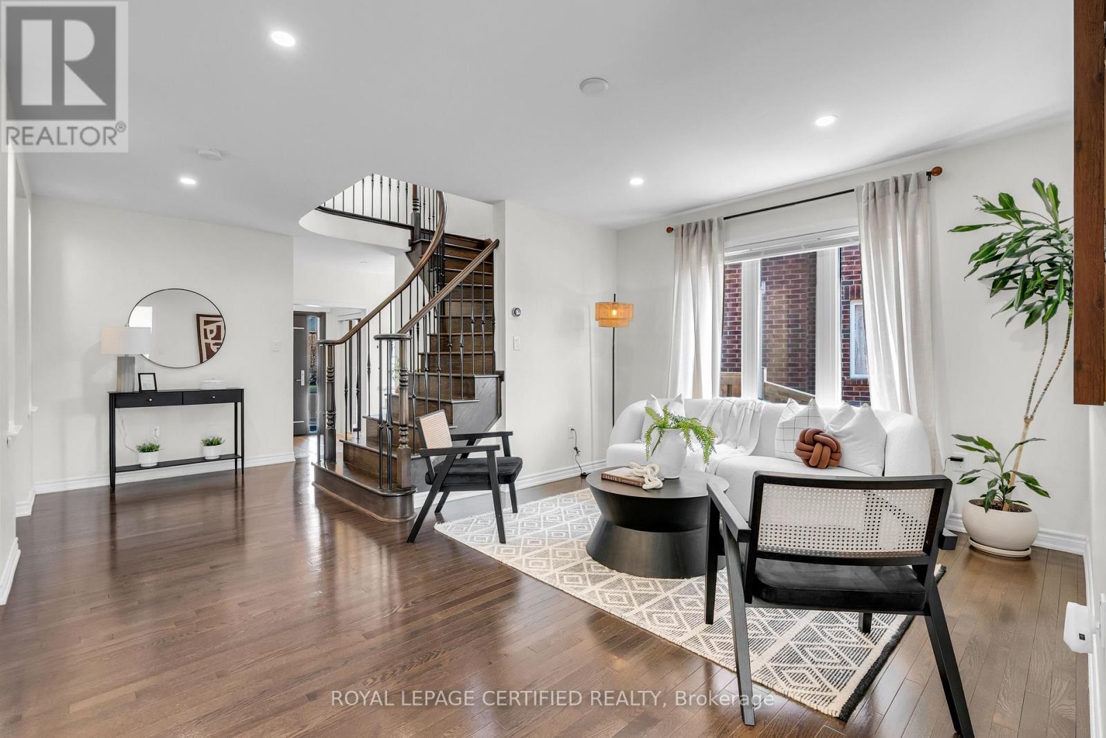 31 Peer Court, Hamilton, Ontario  L9K 0C5 - Photo 7 - X12977562