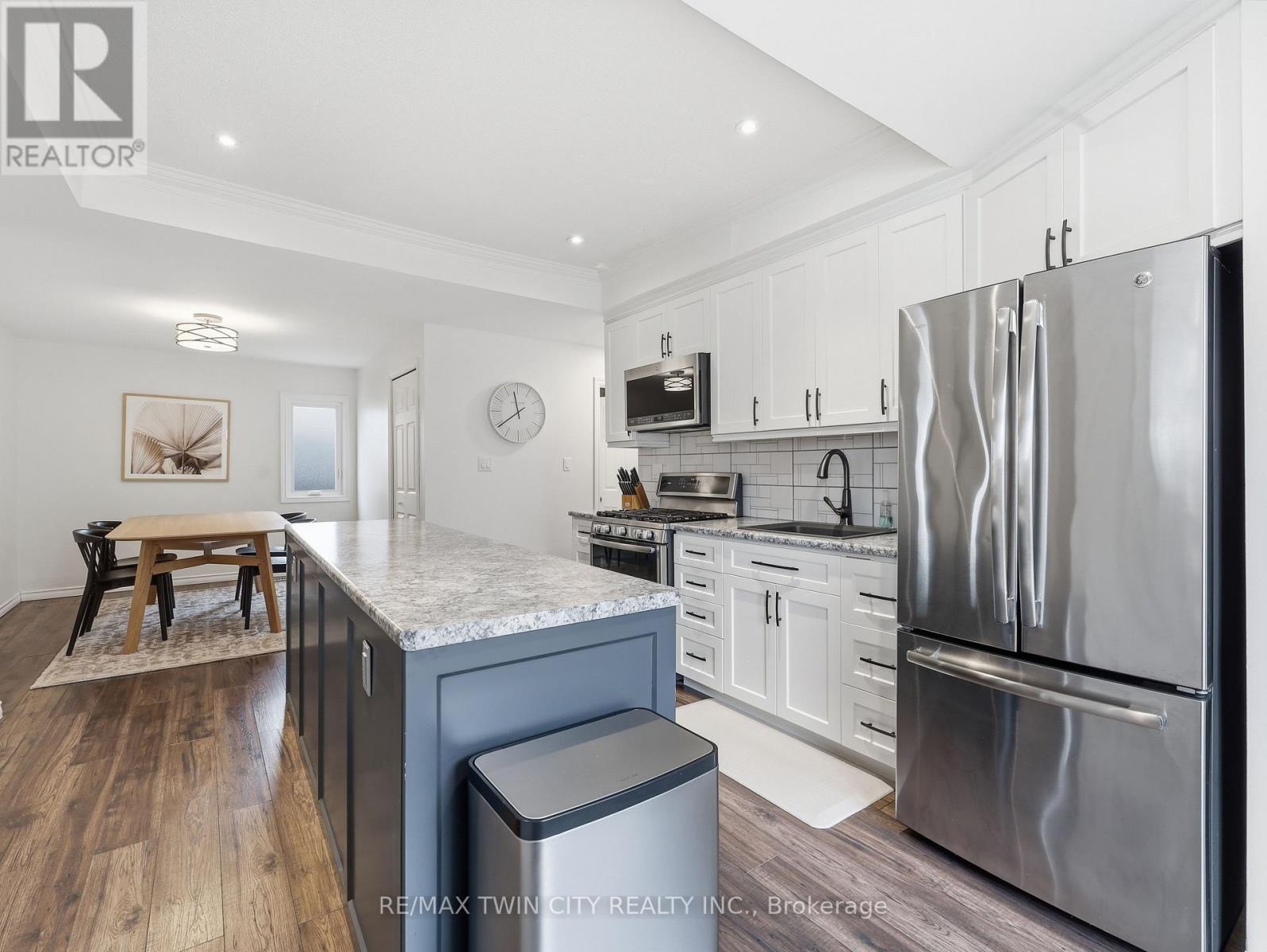 167 Elgin Street, Brantford, Ontario  N3S 5A4 - Photo 4 - X12977578